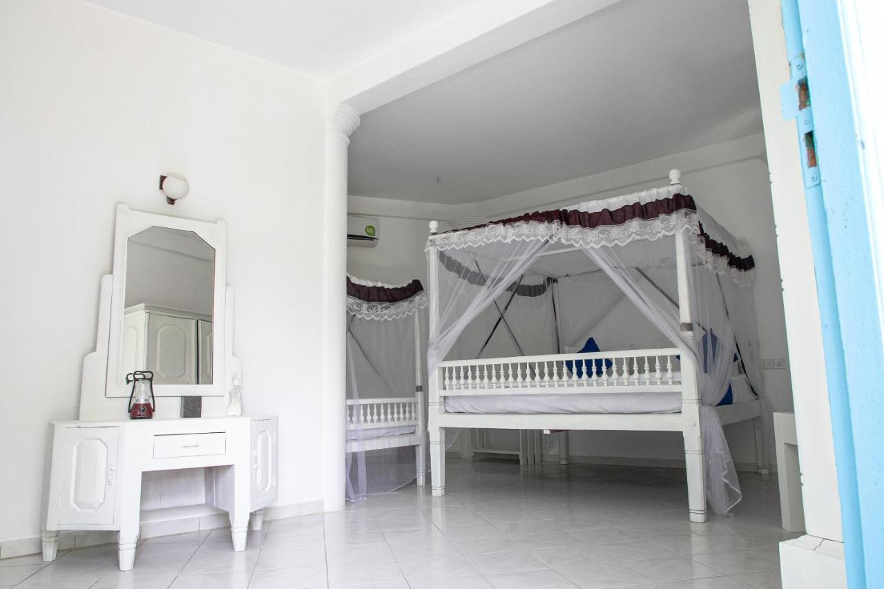 Alma Beach Hotel Weligama Bagian luar foto